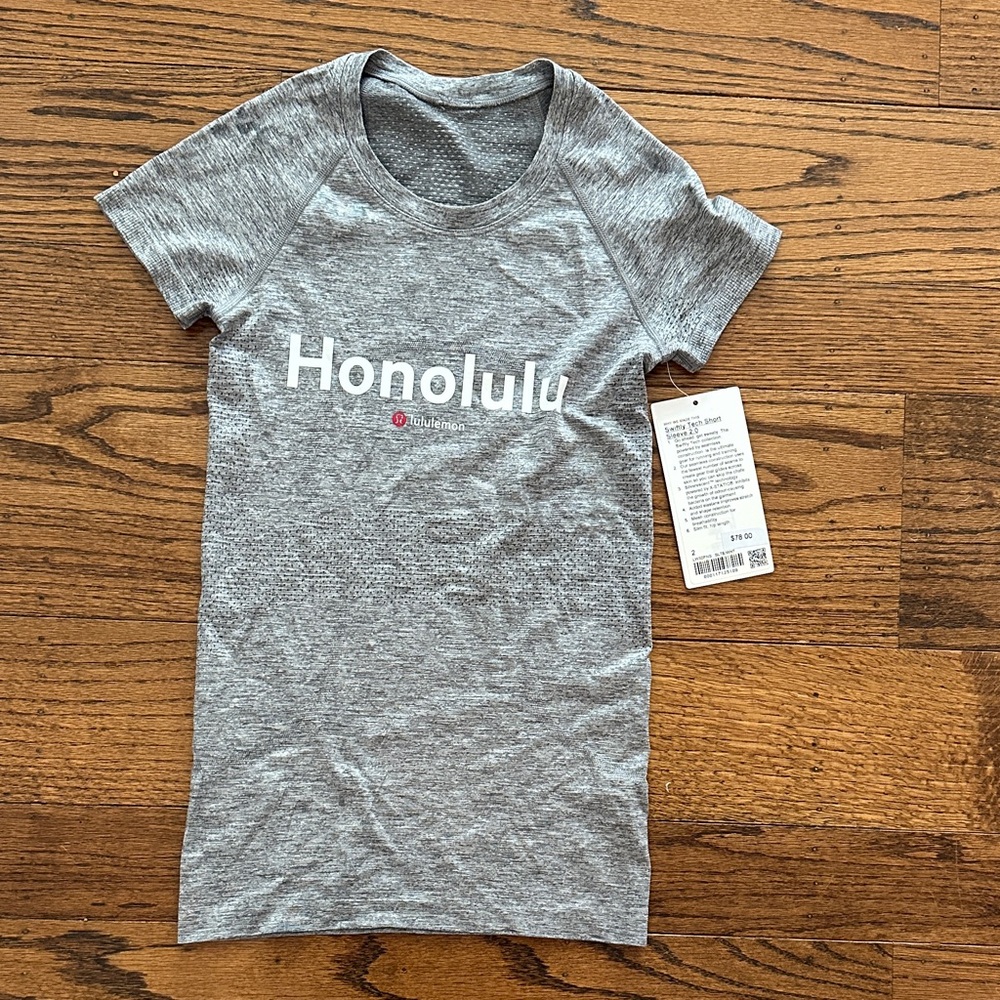 NWT! Lululemon Hawaii Honolulu Swiftly Tech Short Sleeve size 2